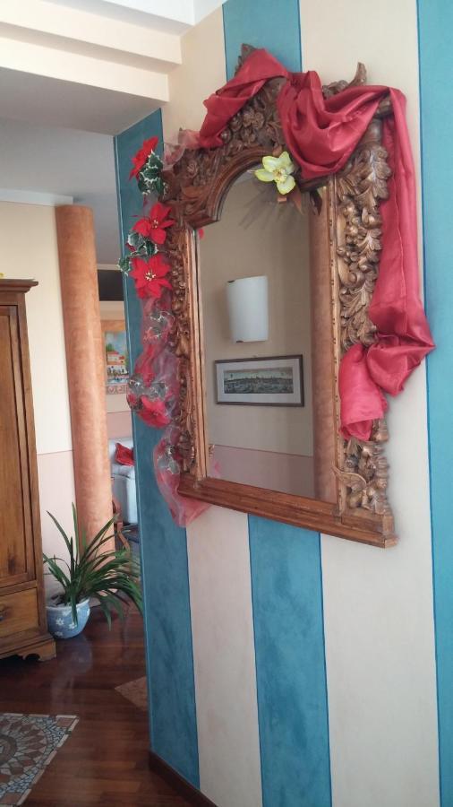 Lovely Casa Paola Villlafranca Centro Zimmer Rooms Вилафранка ди Верона Екстериор снимка
